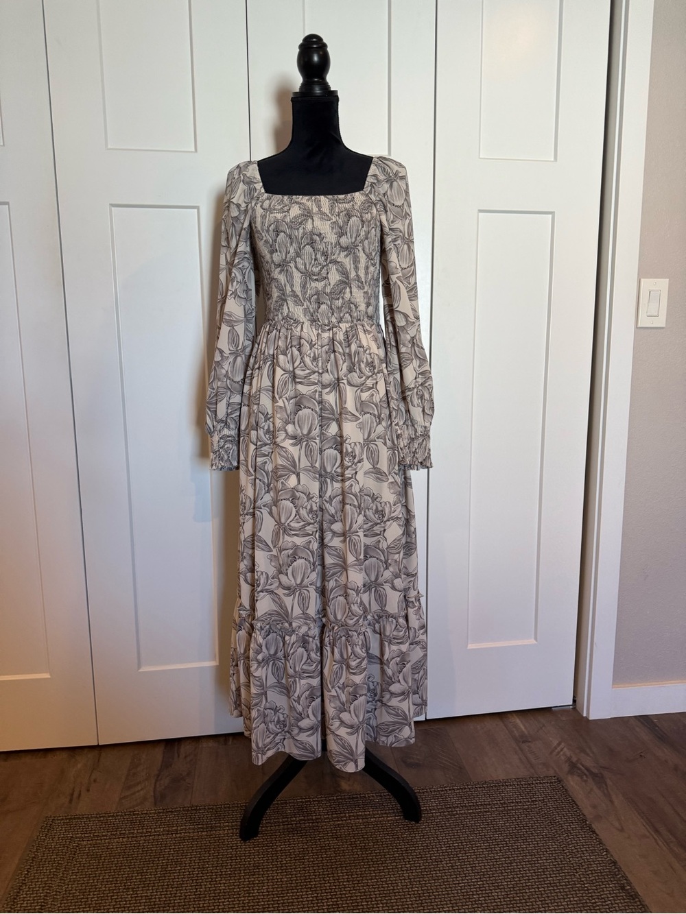Promesa Cream and Gray Floral Square Neck Maxi Dress